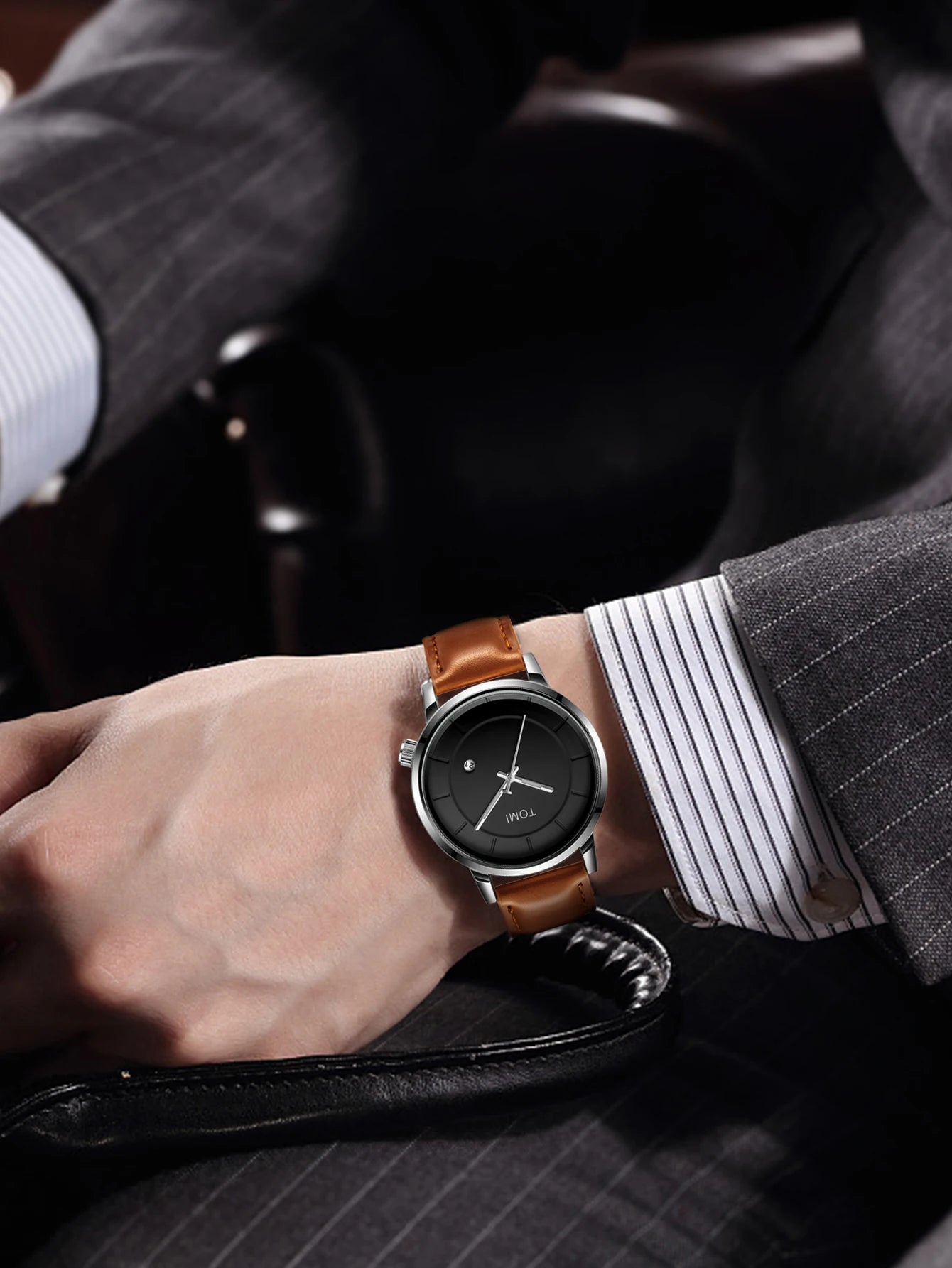 TOMI Luxury Minimal — Leather Edition